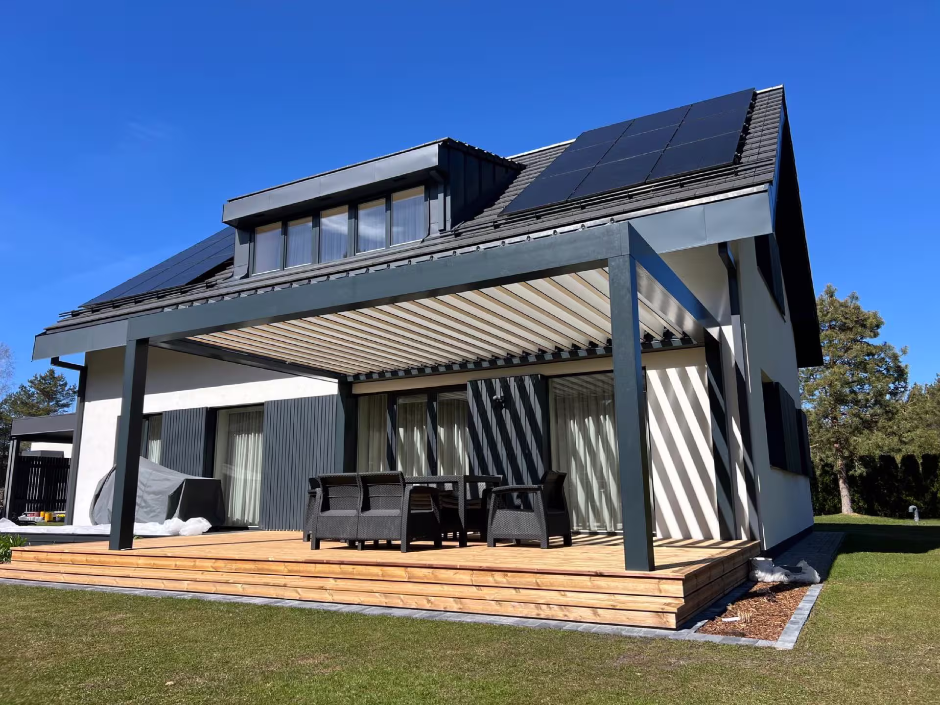 Bioklimatiskā pergola — Garkalne