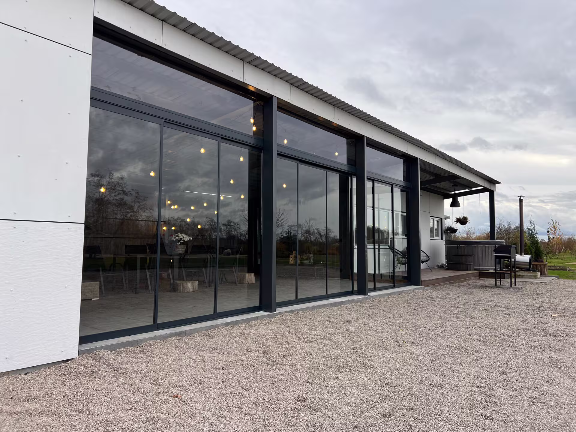 Zeltāres — stikla sistēmas